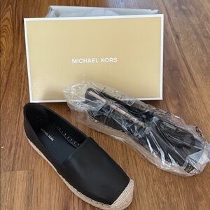 Never worn Michael Kors Lynn Espadrille shoes 
Size 8